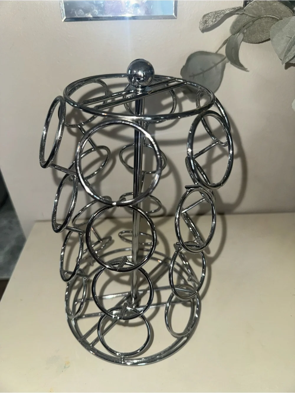 Like new, Chrome Metal Rotating Pod Holder Coffee Pod Organizer Stand